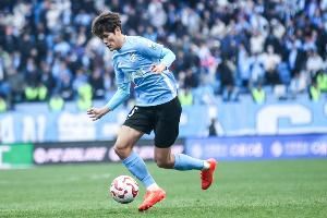 东体：刘祝润本赛季已5球2助，24岁的他正步入成长黄金期